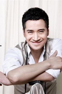 何晟铭个人资料几岁了,岁月如歌，演绎人生精彩篇章