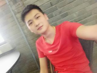 月仙个人资料,星光璀璨的影视新星，多才多艺的才女人生